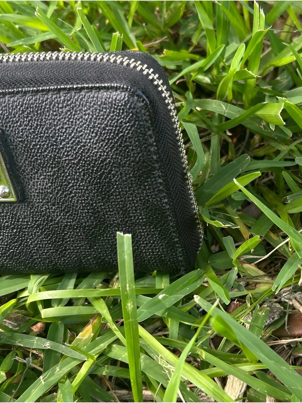 Michael Kors Jet Set Zippy Wallet / Wristlet Black Leather